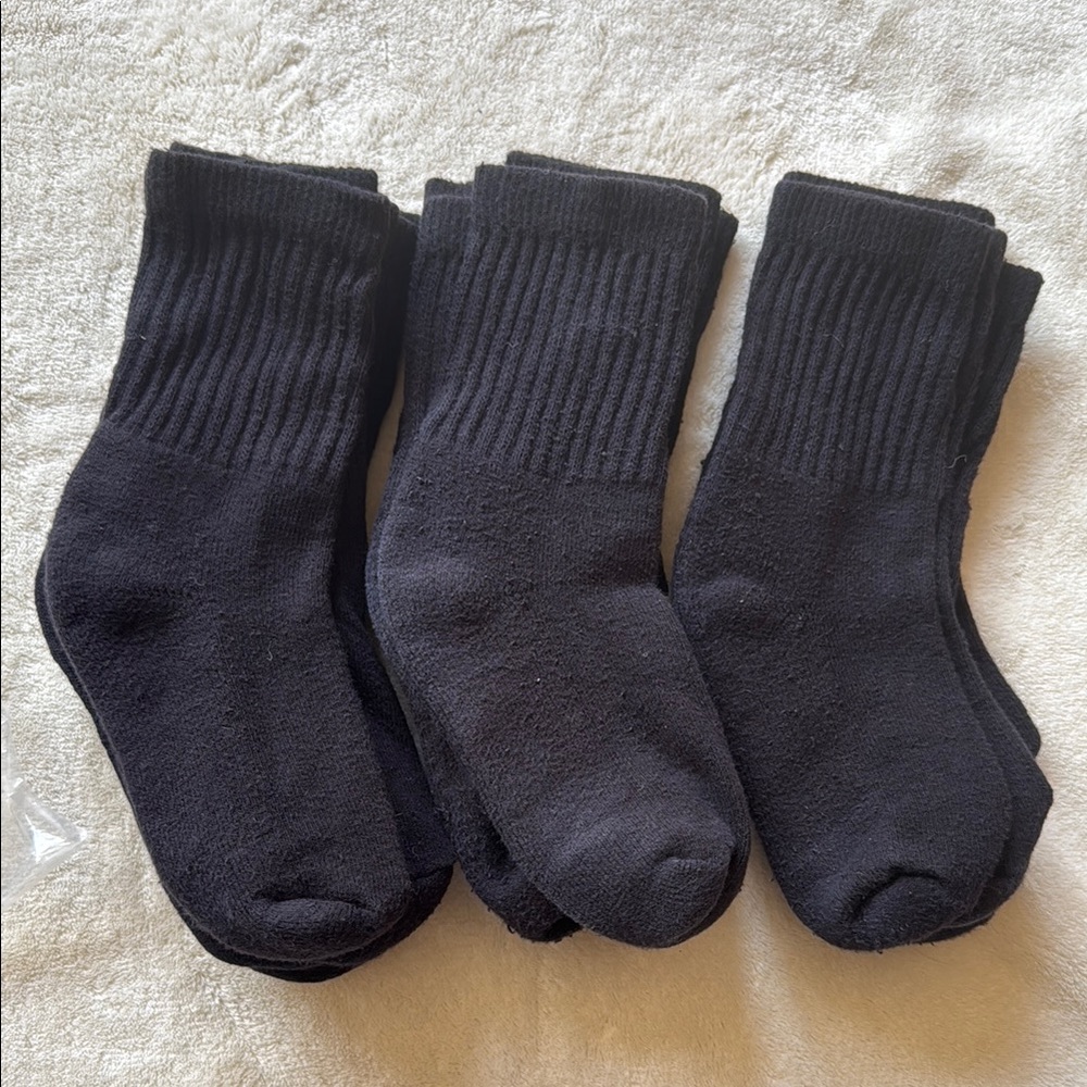 Xersion Boys Black Crew Socks Ribbed Texture
